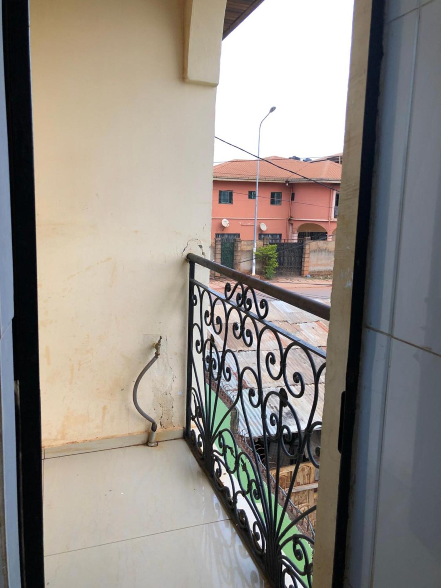 Appartement Moderne De 120M2, Dote De Cameras De Surveillance, Quartier Residentiel, Nkomo Maetur, Yaoundé Exterior foto