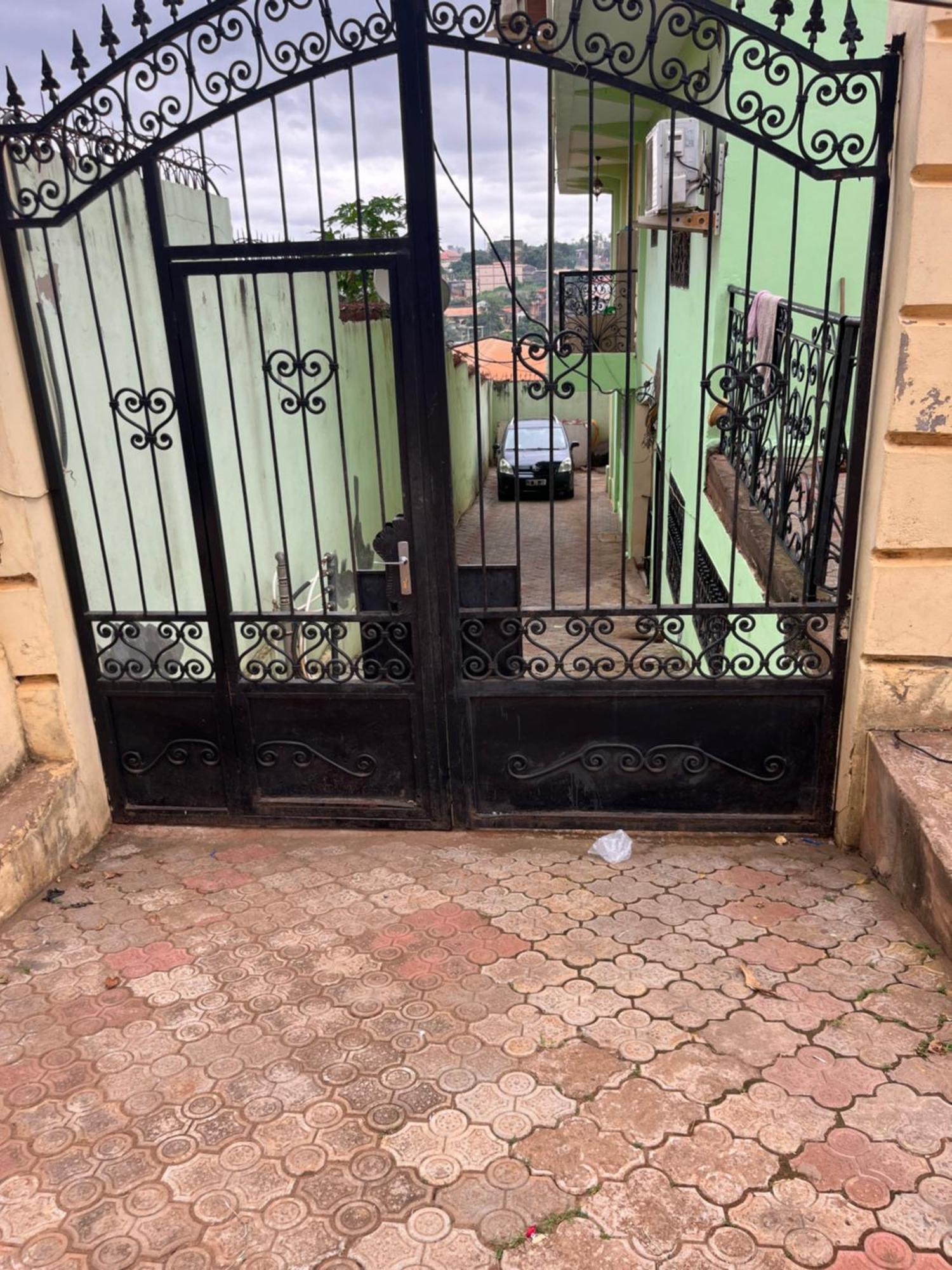 Appartement Moderne De 120M2, Dote De Cameras De Surveillance, Quartier Residentiel, Nkomo Maetur, Yaoundé Exterior foto