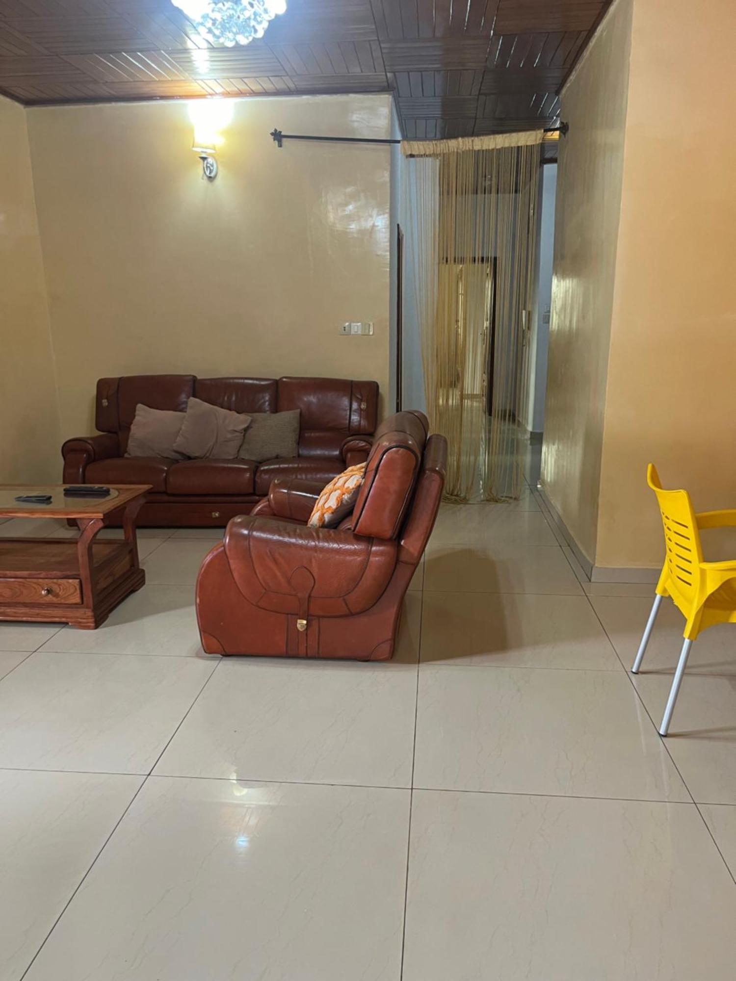Appartement Moderne De 120M2, Dote De Cameras De Surveillance, Quartier Residentiel, Nkomo Maetur, Yaoundé Exterior foto